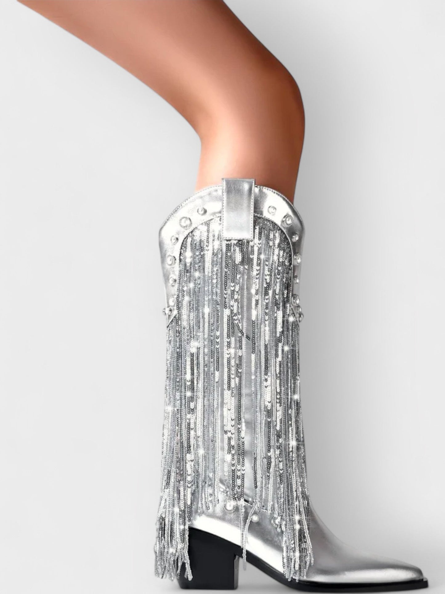 Παγώνα - λαμπερή, τολμηρή, fashion-forward