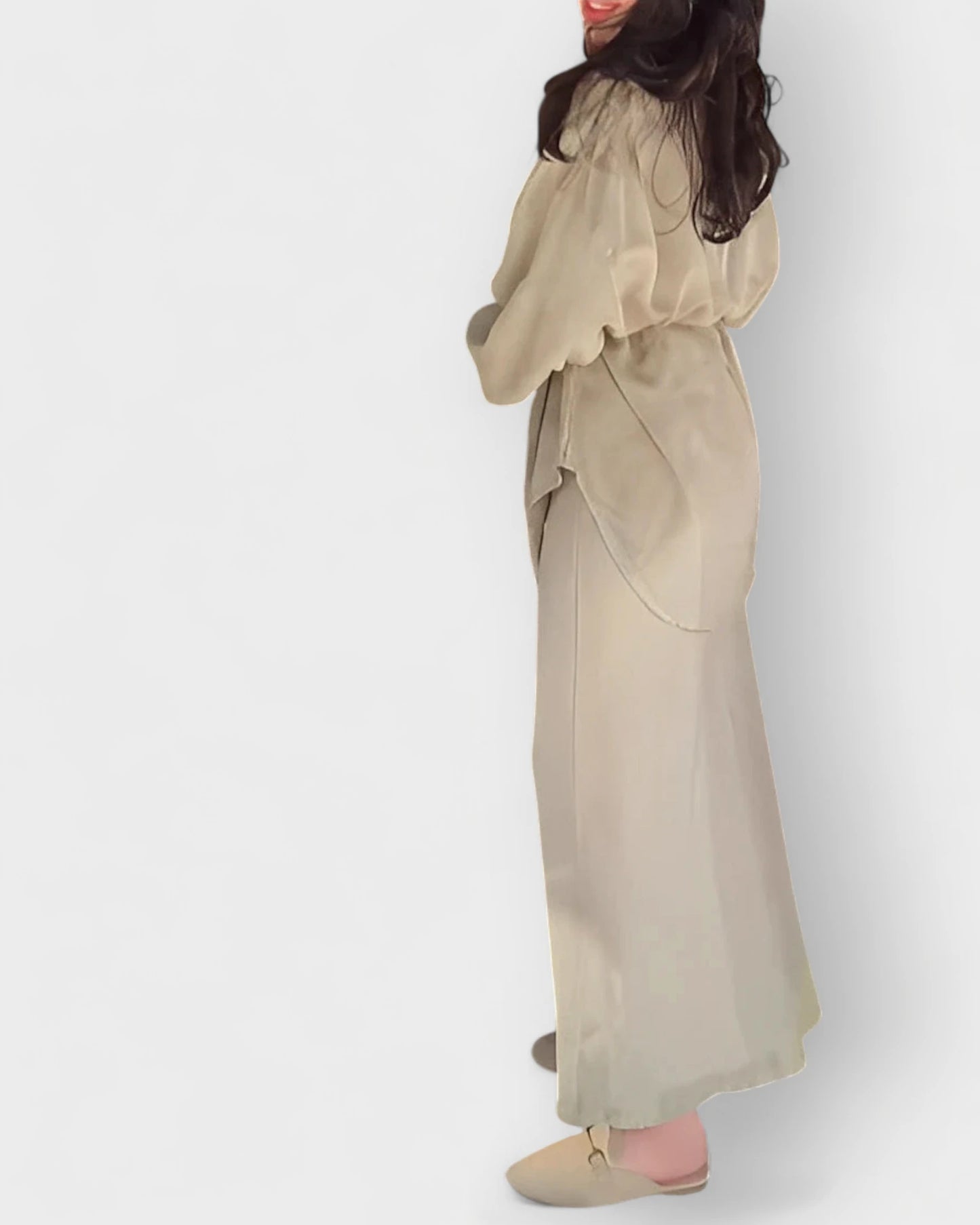 Ωραιοθέα-Μαρία - ήρεμη, κομψή, διακριτική