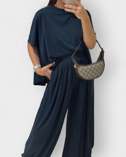 Αγνή-Σοφία - καθαρή, φωτεινή, ήρεμη