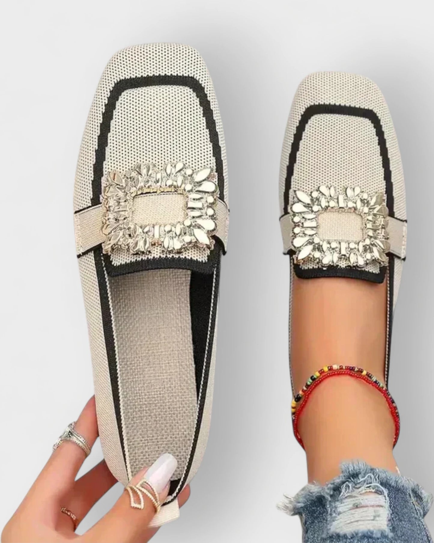 Δεσποίνω - κομψή, πρακτική, διαχρονική