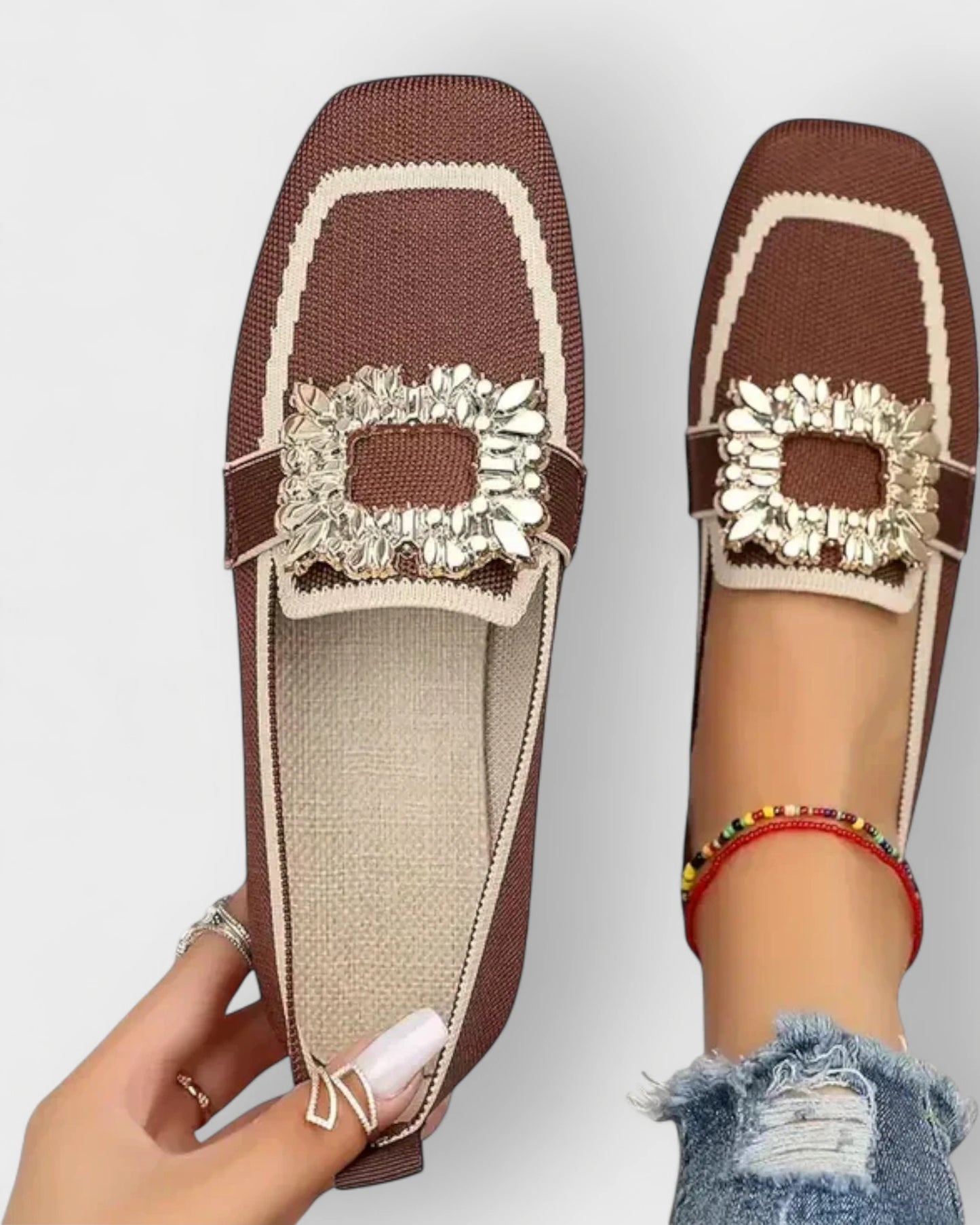 Δεσποίνω - κομψή, πρακτική, διαχρονική