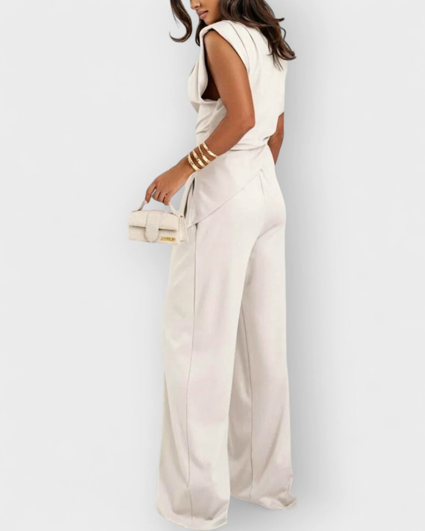 Ξενοδώρα - καθαρή, λιτή, εκλεπτυσμένη