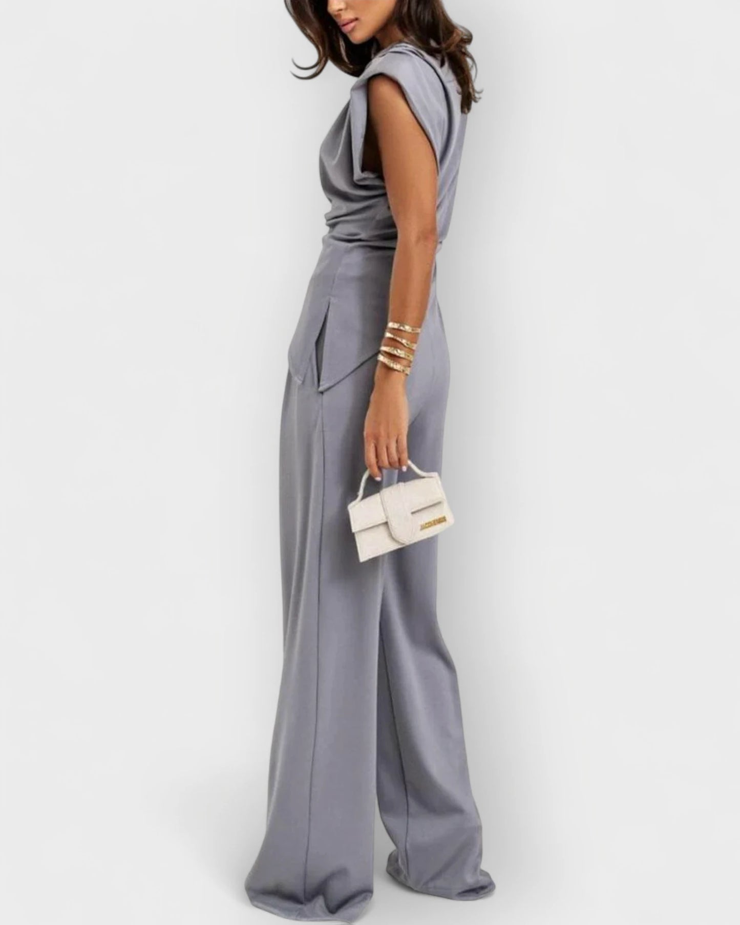 Ξενοδώρα - καθαρή, λιτή, εκλεπτυσμένη