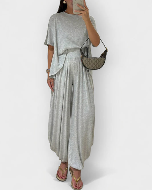 Αγνή-Σοφία - καθαρή, φωτεινή, ήρεμη